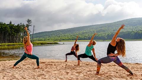 yoga at snowshoe mountain