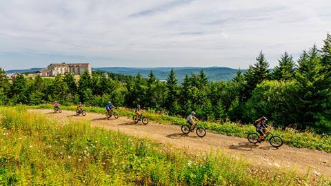 2019-12-18_SN_Summer 2019 Photoshoot-3912.jpg